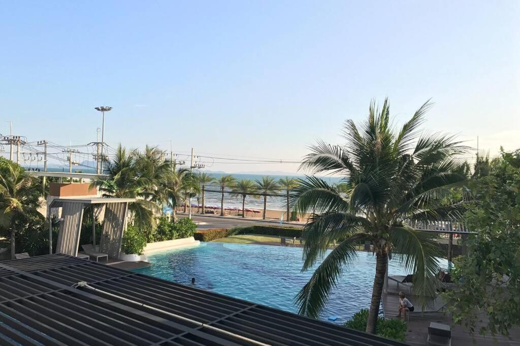Stunning Seaview Suite Jomtien Beach Exteriör bild