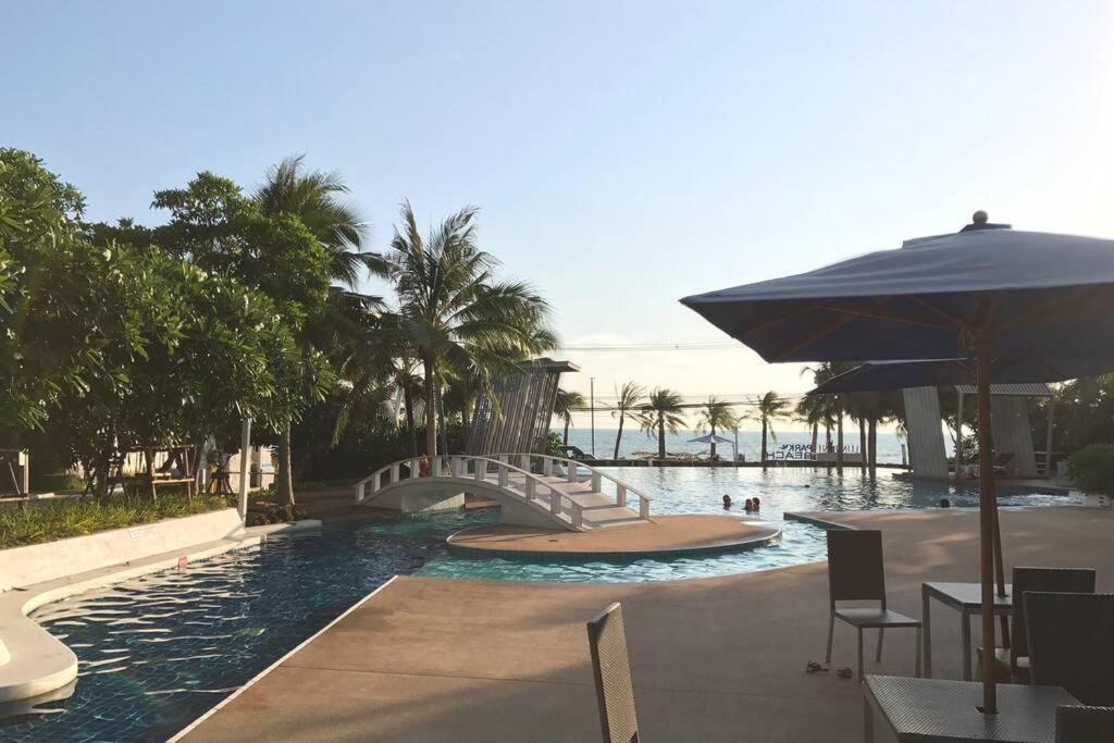 Stunning Seaview Suite Jomtien Beach Exteriör bild